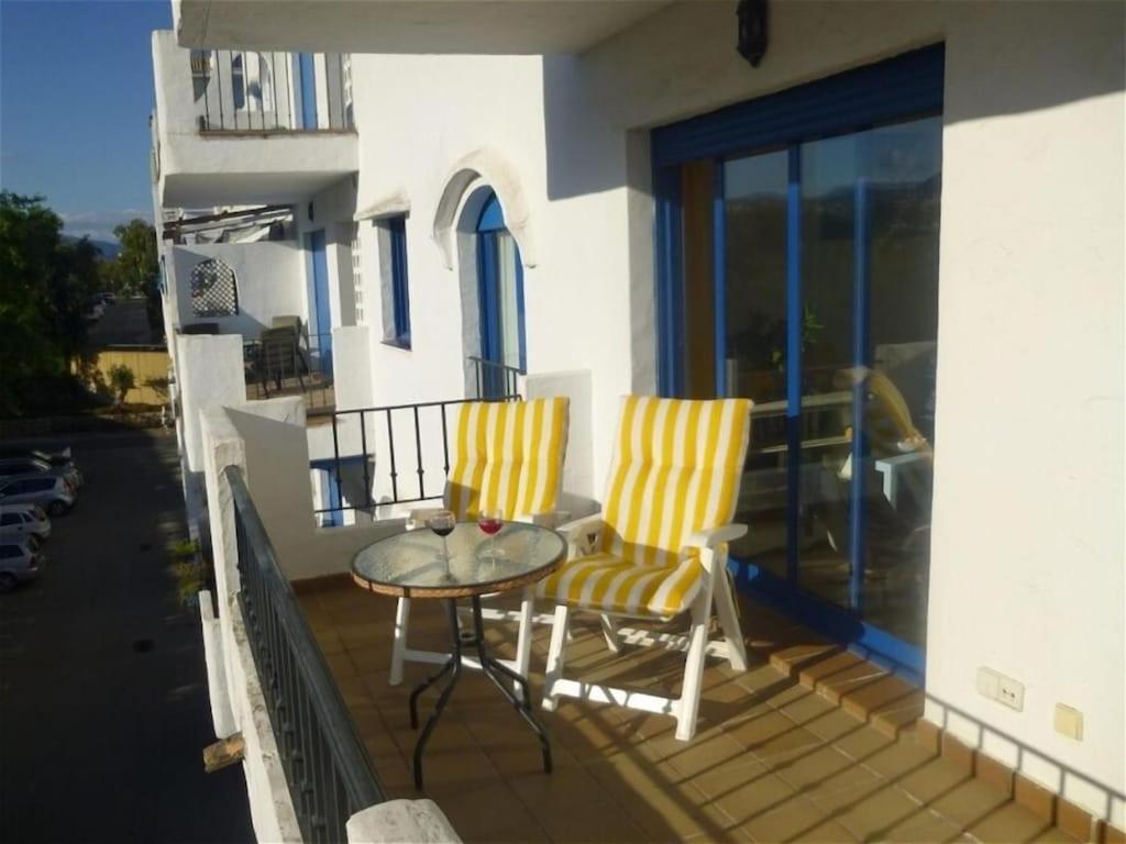 28 Mikonos Playa In Puerto De La Duquesa 2 Bed 2 Bath Apartment Ideally Located To The Beach & Marina Castillo de Sabinillas Eksteriør billede