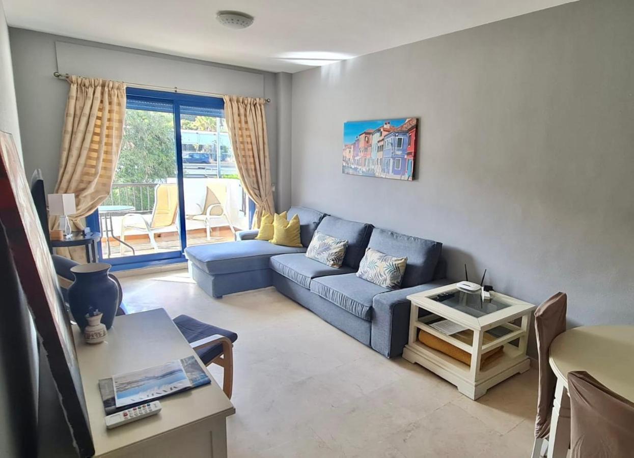 28 Mikonos Playa In Puerto De La Duquesa 2 Bed 2 Bath Apartment Ideally Located To The Beach & Marina Castillo de Sabinillas Eksteriør billede